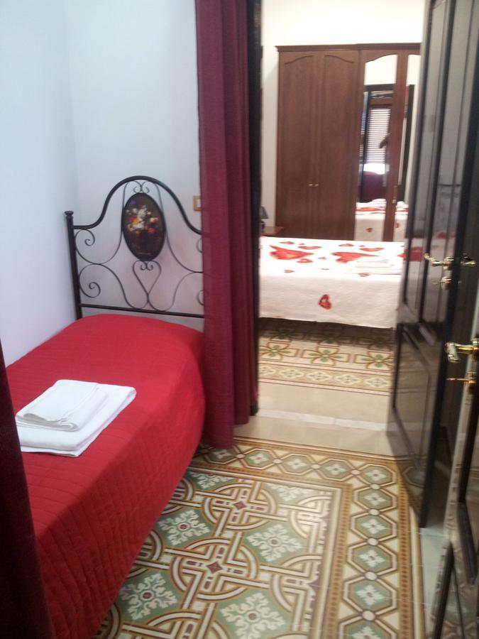 My House Trapani Apartment ภายนอก รูปภาพ